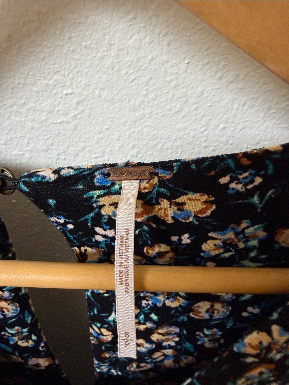Free People Black Floral Long sleeve dress. Women’s size S - Picture 2 of 3